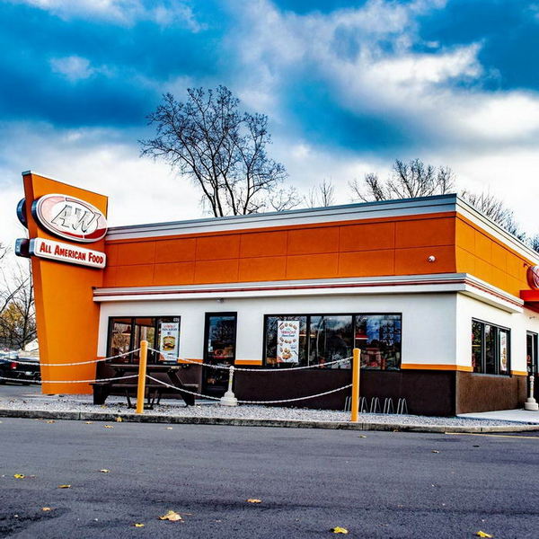 A&W Restaurant - Marysville - 1601 Gratiot Blvd (newer photo)